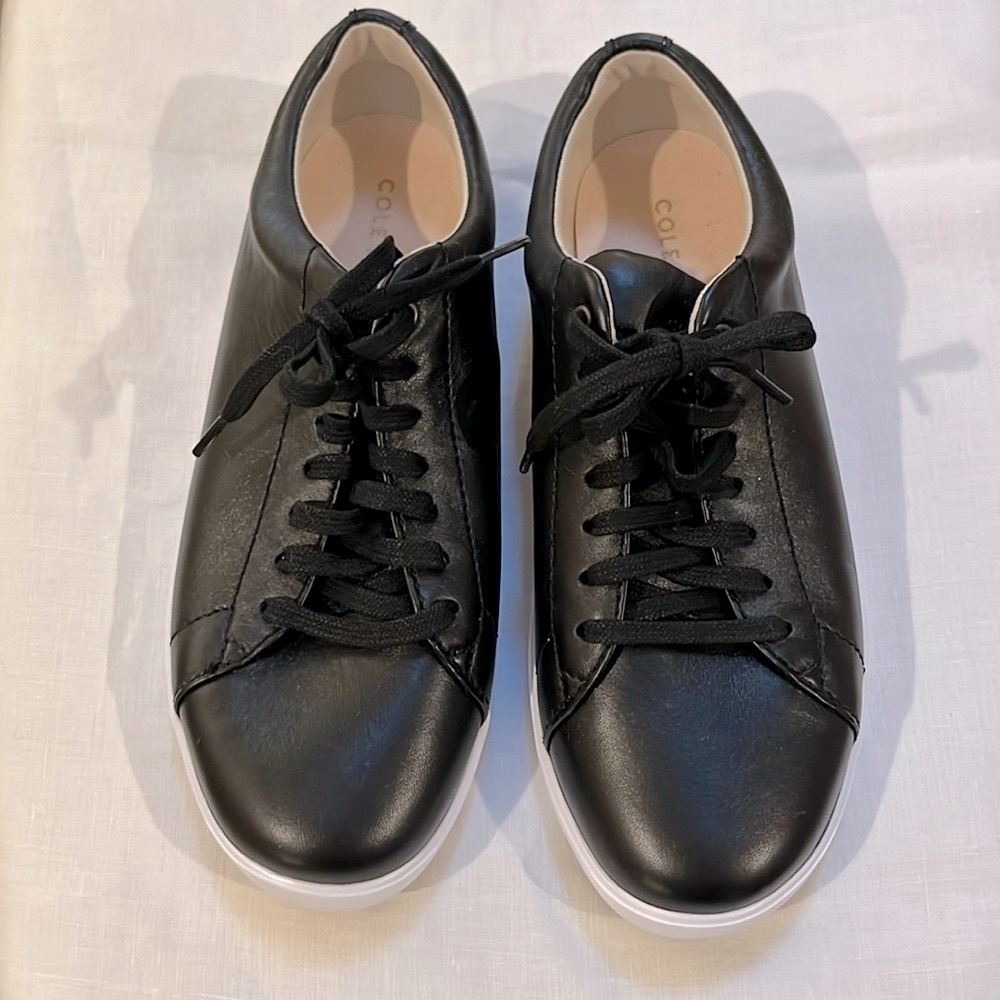 COLE HAAN Grand Crosscourt Sneaker, Womens 8 B (Medium) BLACK LEATHER - AS NEW
